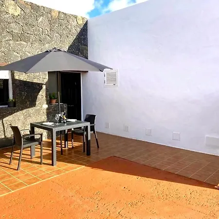 בית נופש Casa Lina לאחארס